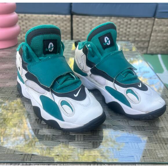 Nike Air Max Turf - White & Teal Retro 90s Kids Sneakers - Picture 4 of 9